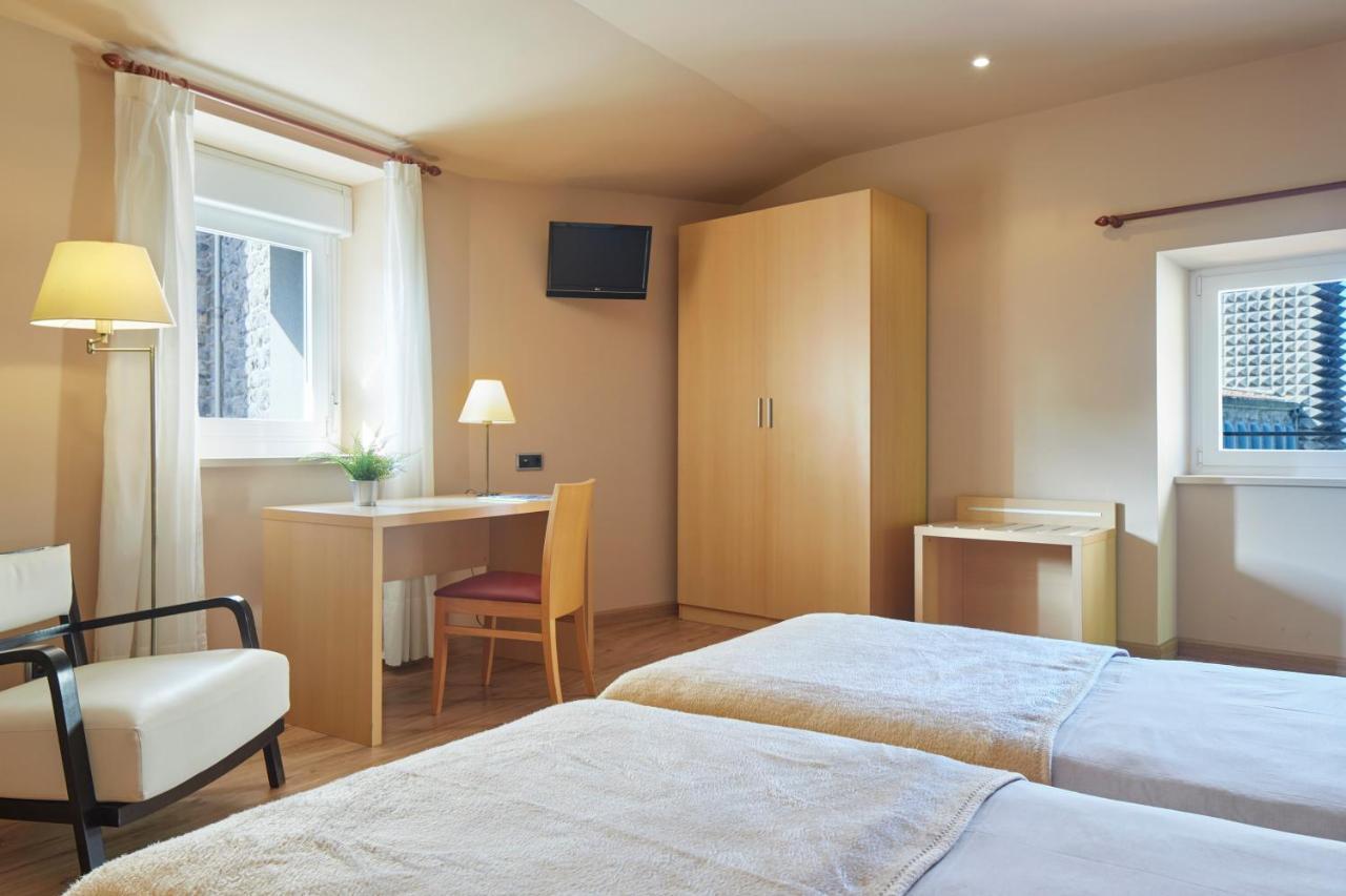 Iraipe Santuario De Arantzazu Hotel Oñate 외부 사진