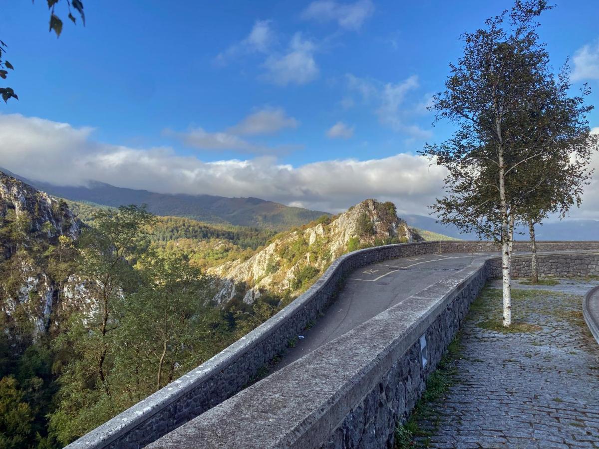 Iraipe Santuario De Arantzazu Hotel Oñate 외부 사진