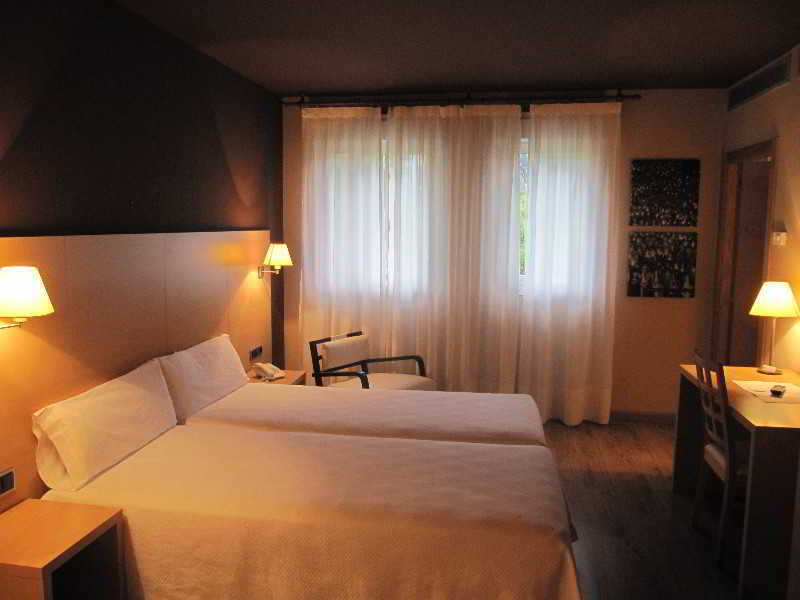Iraipe Santuario De Arantzazu Hotel Oñate 외부 사진
